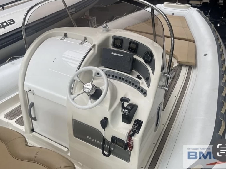 Alquiler de Neumática, con o sin patrón Bwa Puerto de Pollensa