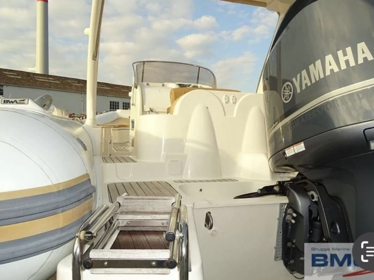 Alquiler Neumática Bwa con o sin  título de navegación