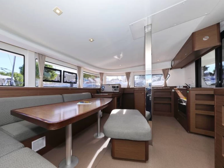 Lagoon Lagoon 42 de alquiler a Le Marin