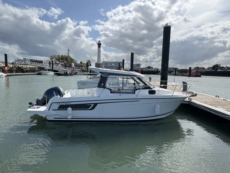 Alquiler de Jeanneau Merry Fisher 695 series2 en Ouistreham