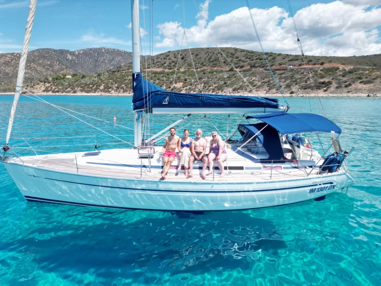 Alquiler de barcos Capitana barato de Bavaria 38 Cruiser