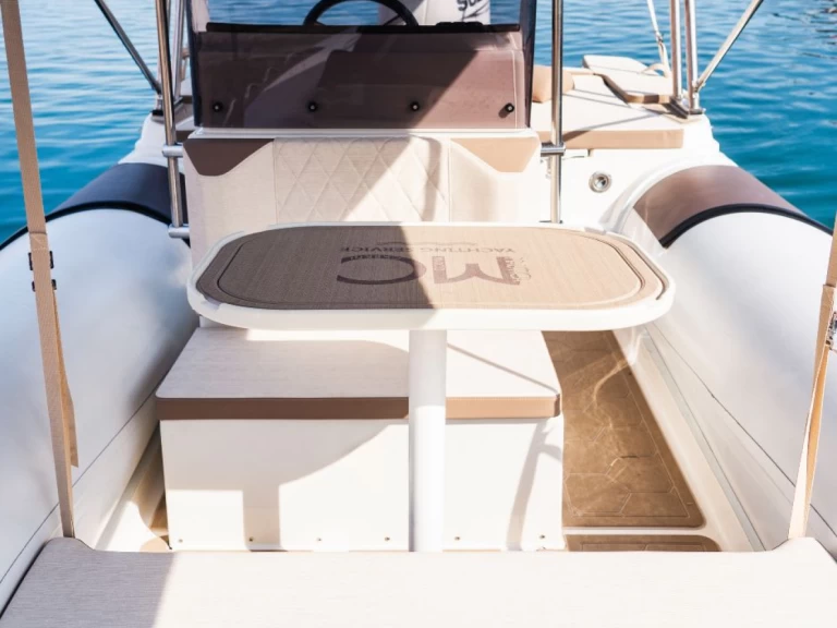 Alquiler de embarcaciones Nadir G22 enTorre Canne en Samboat