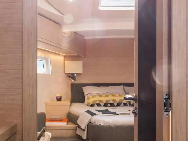 Jeanneau yachts 51 de alquiler a Fezzano