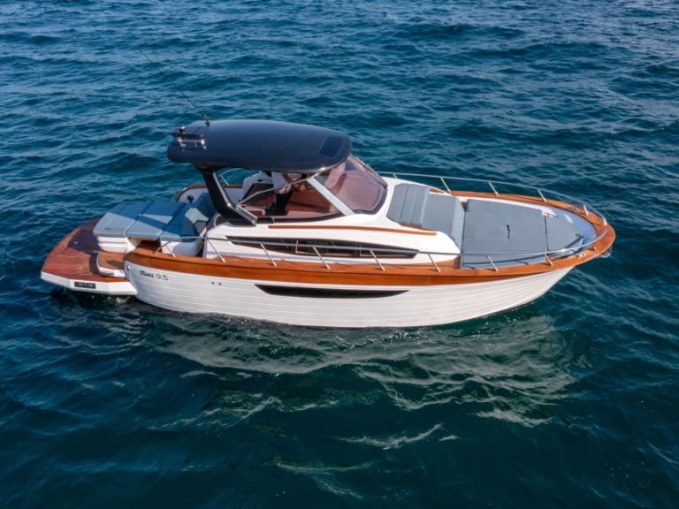 Alquiler Lancha en Sorrento - Mimi 9.5 cabin