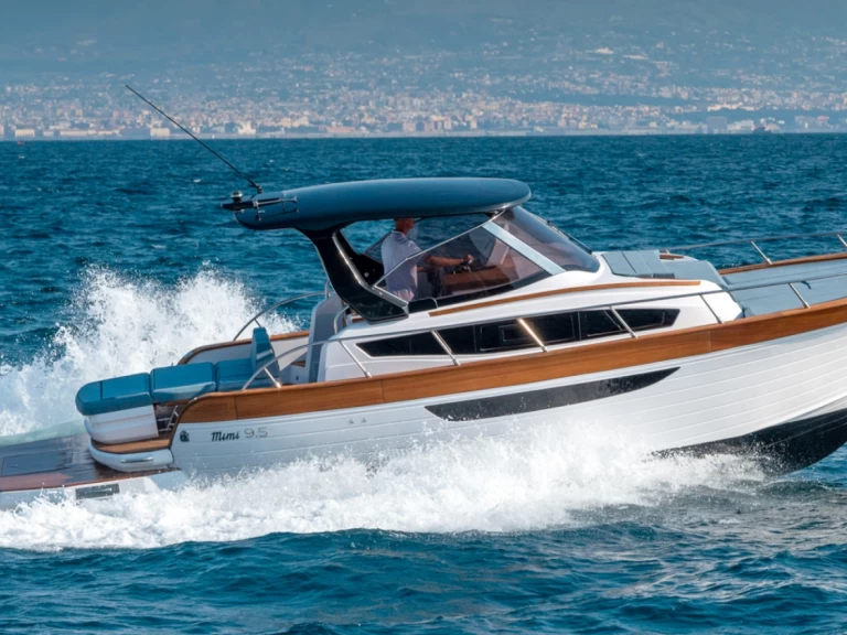 Alquiler de embarcaciones Mimi 9.5 cabin enSorrento en Samboat