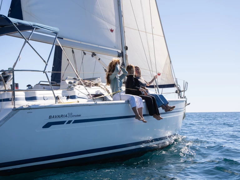Alquiler de barcos Puerto Deportivo de Marbella barato de Bavaria 36 Cruiser
