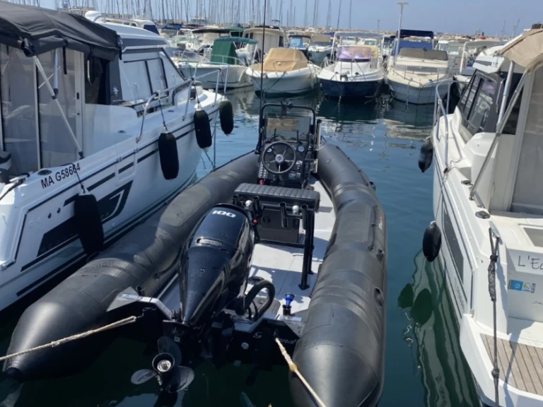 Alquiler de Tarpon AD 55 en Marsella