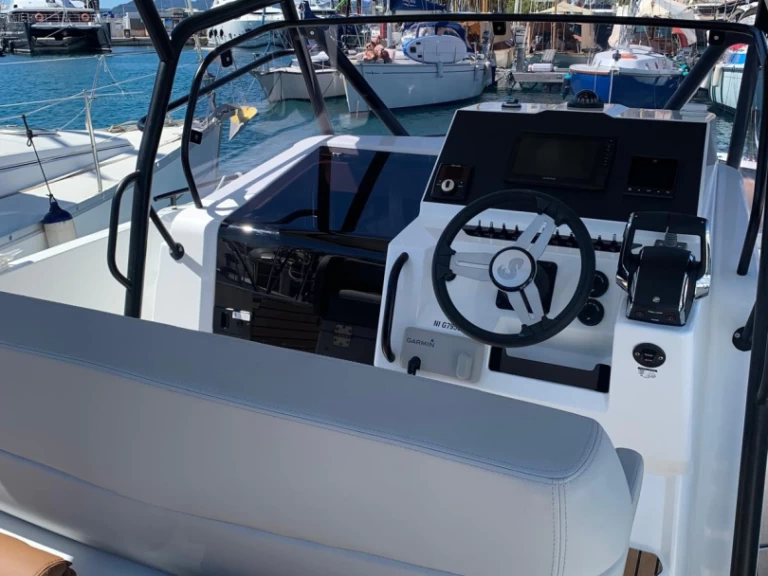 Alquiler de embarcaciones Bénéteau Flyer 9 enCannes en Samboat
