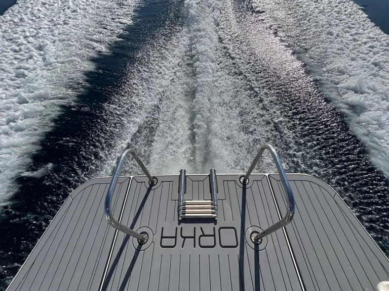 Alquiler de embarcaciones Orka 740 open enCrikvenica en Samboat