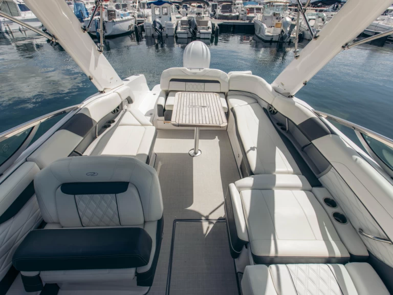 Alquiler de embarcaciones Régal REGAL 26 enAjaccio en Samboat