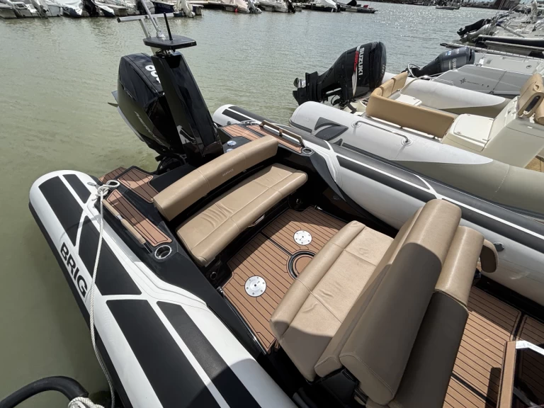 Alquiler de embarcaciones Brig Eagle 8 enRoyan en Samboat