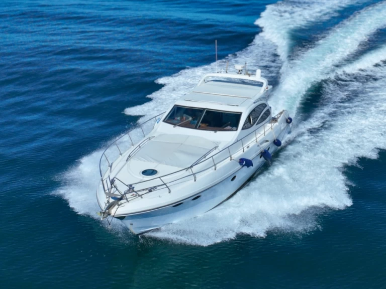 Alquiler Lancha Innovazione e Progetti con o sin  título de navegación