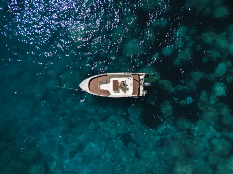 Alquiler de A Next 510 m en Palaiokastrítsa