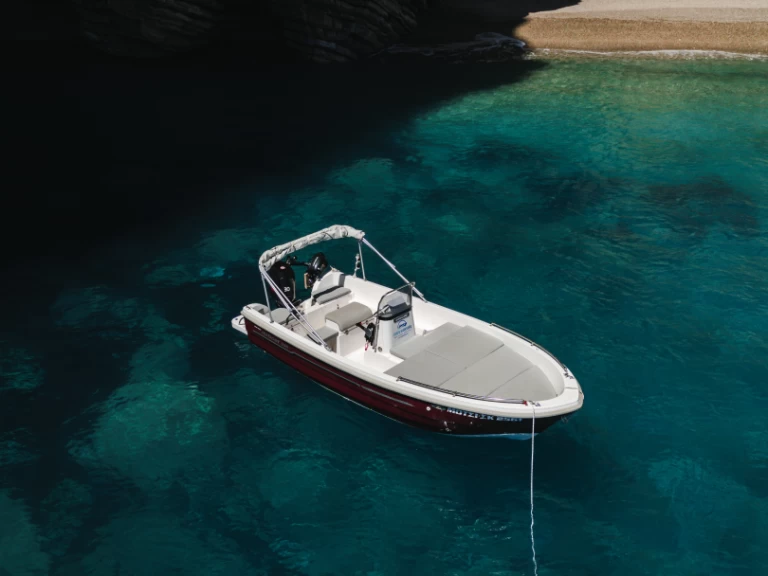 Lancha para alquilar Palaiokastrítsa al mejor precio