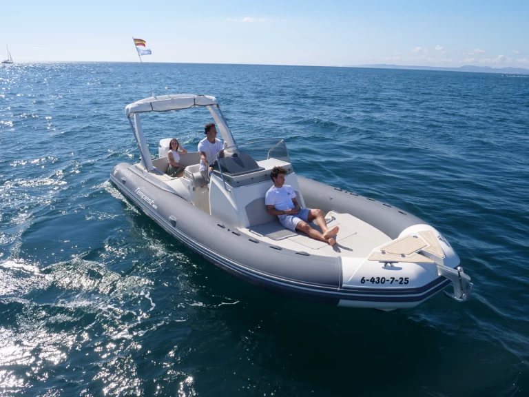 Capelli Tempest 800 de alquiler a Roses