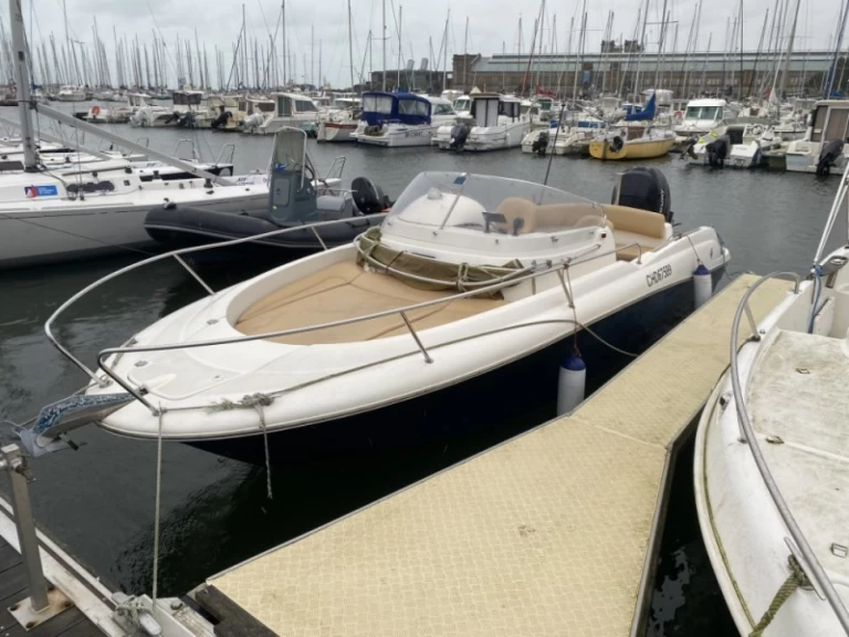 Alquiler Lancha en Empuriabrava - Jeanneau Cap Camarat 7.15 WA