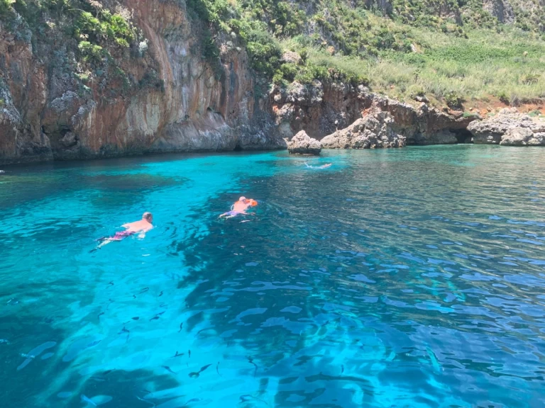 Alquiler de tancredi Blue Max 19 Pro en Castellammare del Golfo