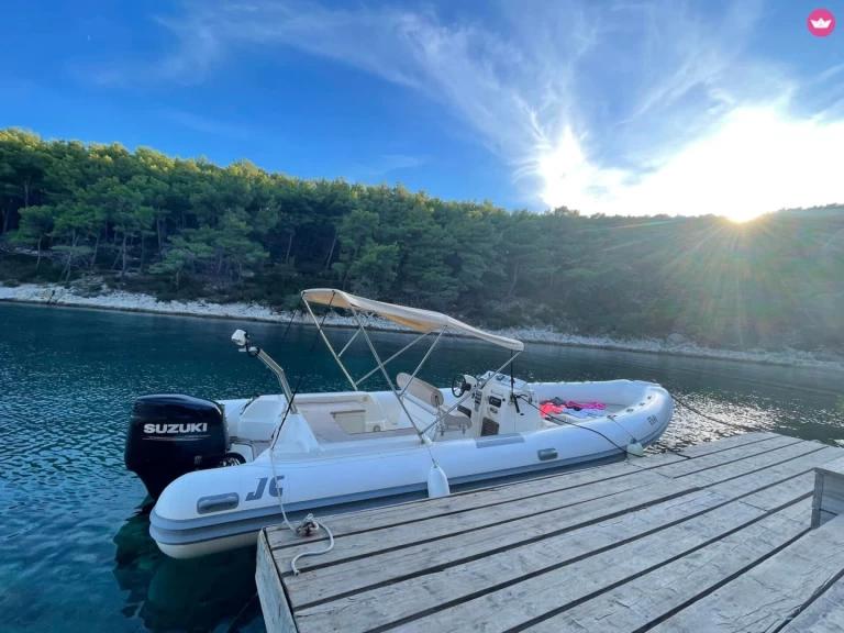 Alquiler Neumática Joker Boat con o sin  título de navegación