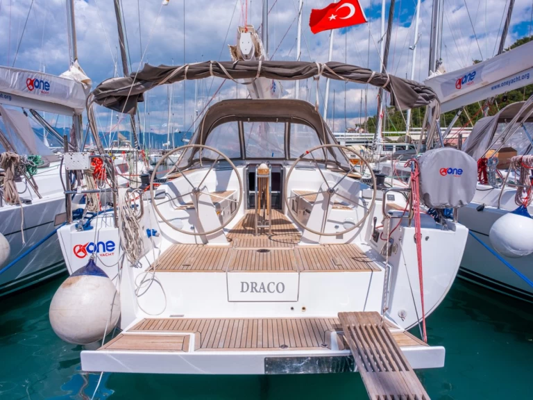 Alquiler de barcos Fethiye barato de Hanse 445