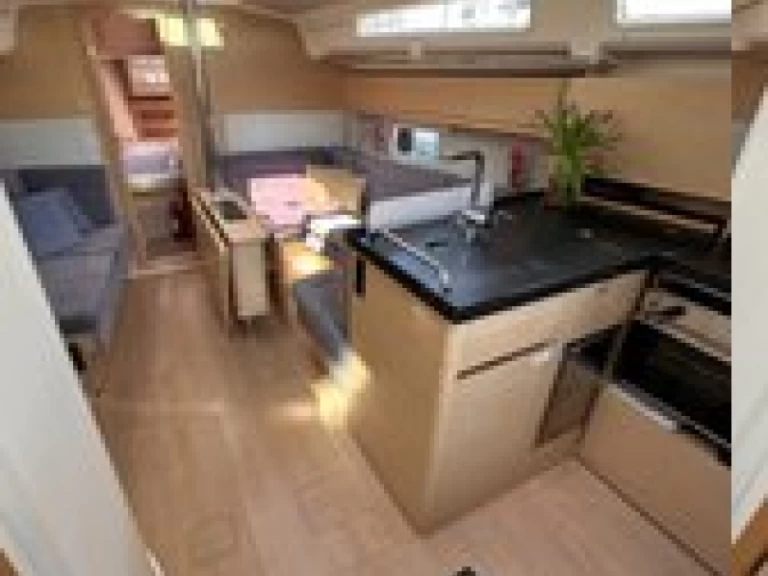 Alquiler de Velero, con o sin patrón Hanse Seget Donji