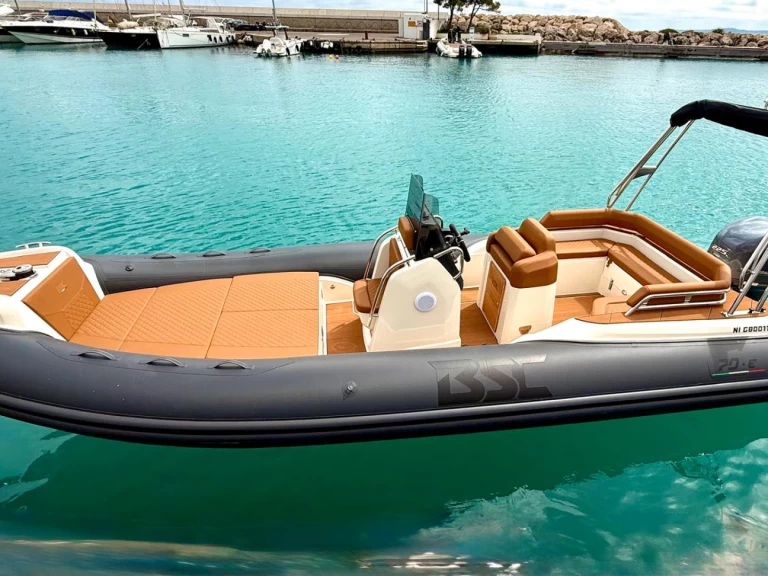 Bsc BSC 70 Limited de alquiler a Saint-Laurent-du-Var