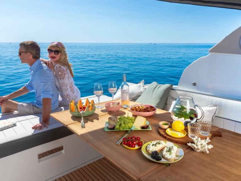 Alquiler de Lancha, con o sin patrón Jeanneau Nápoles