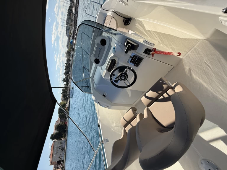 Alquiler de barcos Rovinj barato de Interquick22