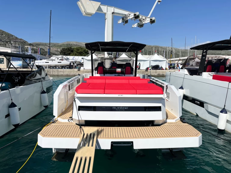 Lancha para alquilar Seget Donji al mejor precio