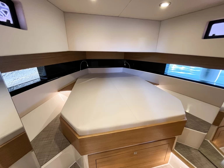 Alquiler Lancha De Antonio con o sin  título de navegación