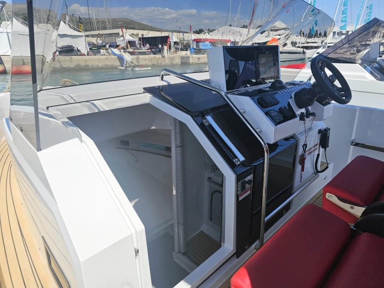 Alquiler Seget Donji - De Antonio De Antonio D32 en SamBoat