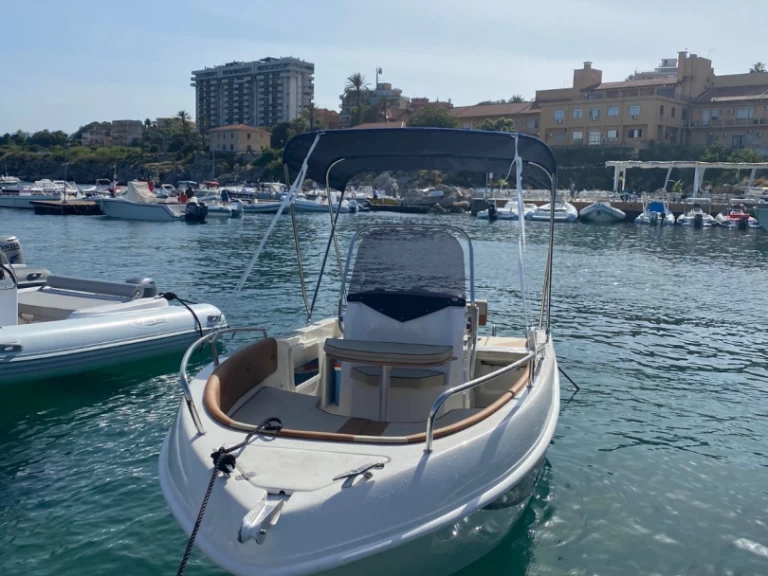 Alquiler de barcos Palermo barato de 57 S