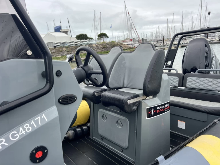 Highfield Patrol 660 de alquiler a La Rochelle