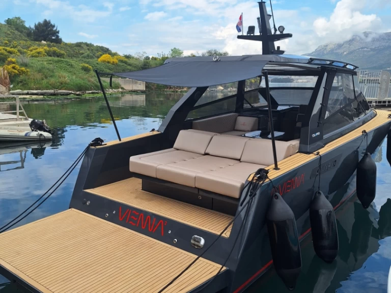 Lancha para alquilar Split al mejor precio