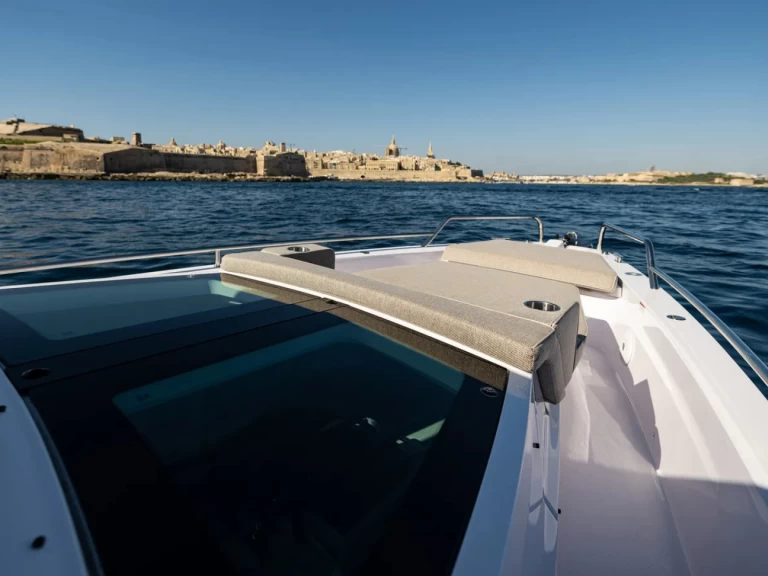 Alquiler de Lancha, con o sin patrón Axopar Il-Furjana