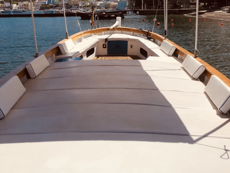 Alquiler Lancha Scipione con o sin  título de navegación