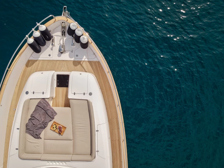 Alquiler Podstrana - Azimut Azimut Magellano 66 en SamBoat