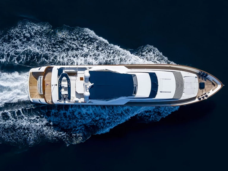 Alquiler de embarcaciones Falcon 106ft enPhuket (City) en Samboat