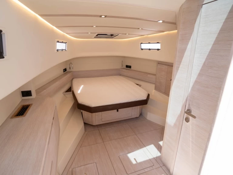 Alquiler Lancha Pardo 43 con o sin  título de navegación