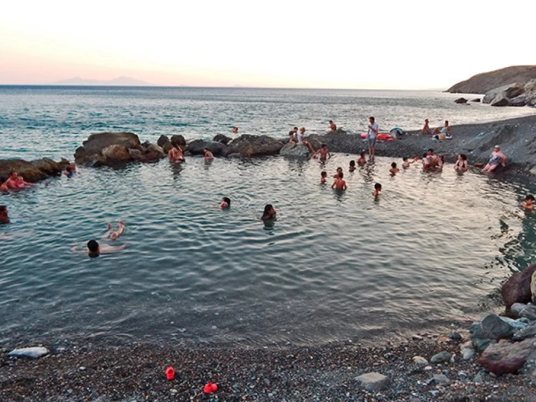 Alquiler Lancha Rinker con o sin  título de navegación