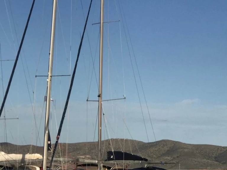 Alquiler Velero Jeanneau con o sin  título de navegación