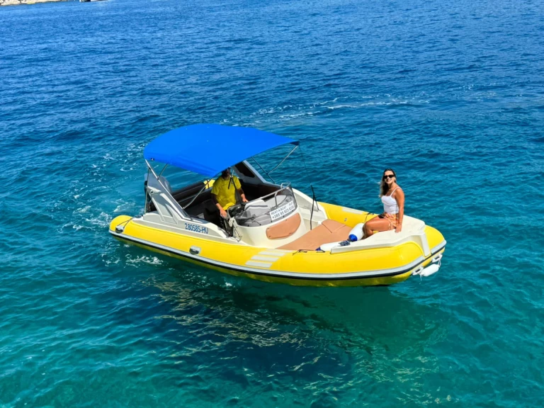 Alquiler de barcos Hvar barato de Aquamax F23