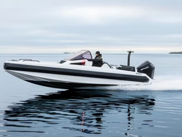 Iron Boat 707 de alquiler a La Rochelle