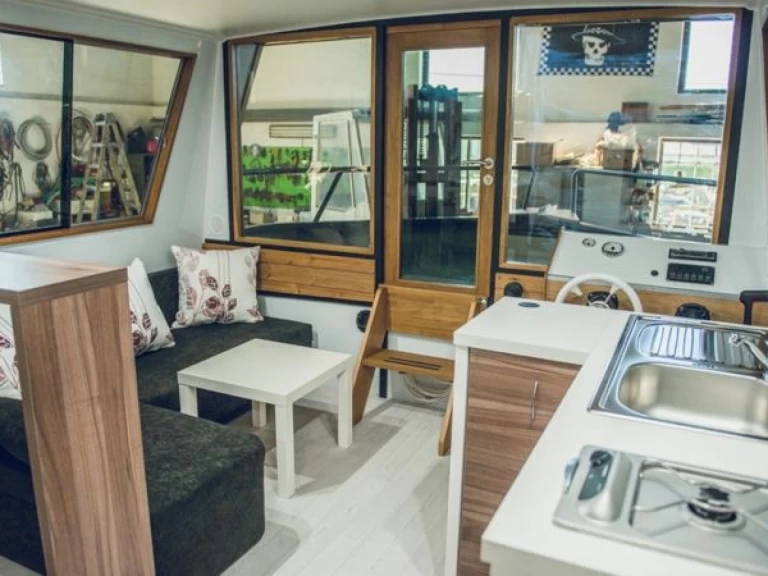 Alquiler de barcos České Vrbné barato de YB35