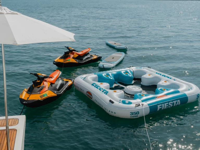 Alquiler Miami - Ferretti Custom Line en SamBoat