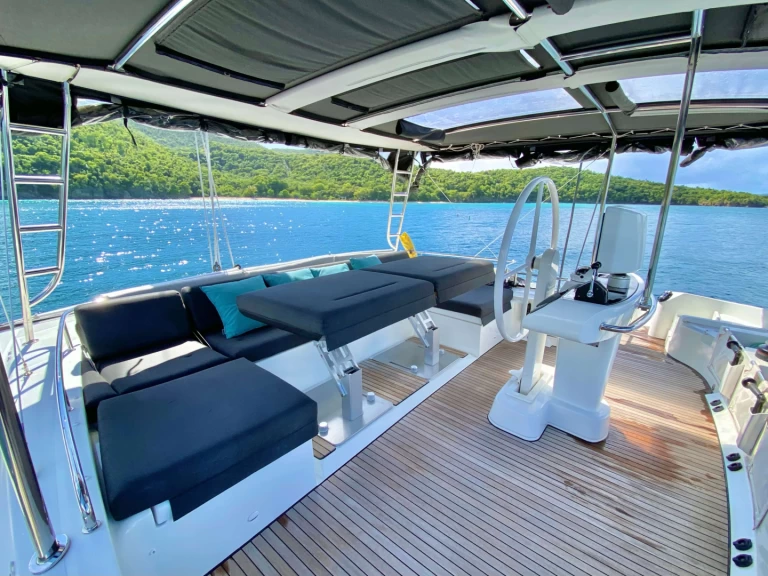 Alquiler de embarcaciones Lagoon Lagoon 52 enCiudad de Belice en Samboat