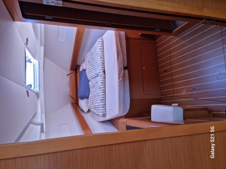 Jeanneau Sun Odyssey 439 de alquiler a Milna