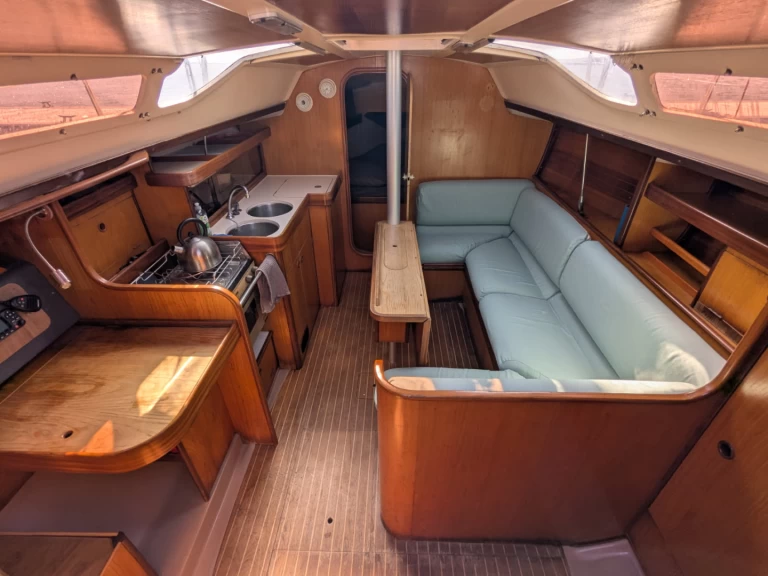 Alquiler de Velero, con o sin patrón Bénéteau Port de Penerf