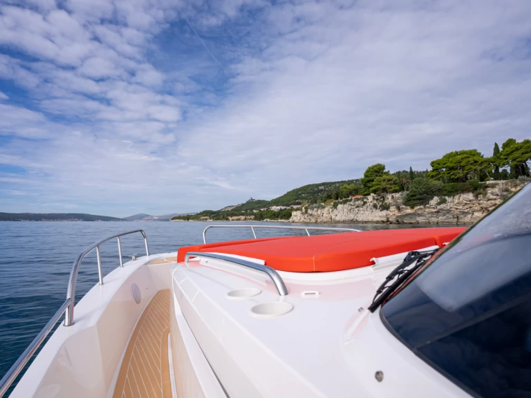 Alquiler Lancha Nimbus con o sin  título de navegación