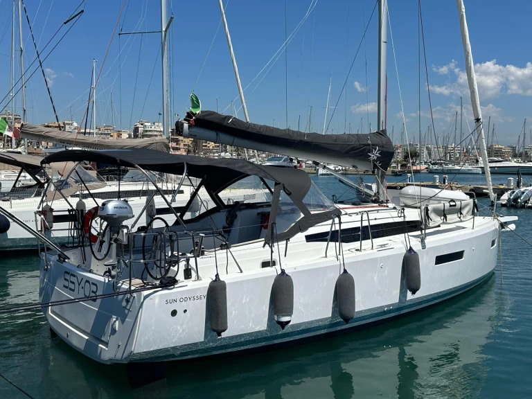 Alquiler Nettuno - Jeanneau Sun Odyssey 380 en SamBoat