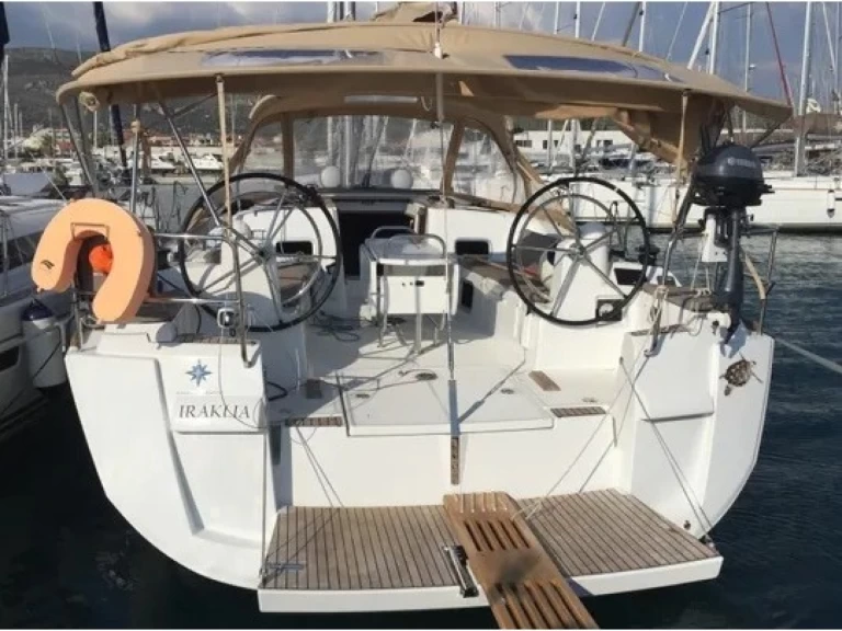 Alquiler de barcos Cos barato de Sun Odyssey 479